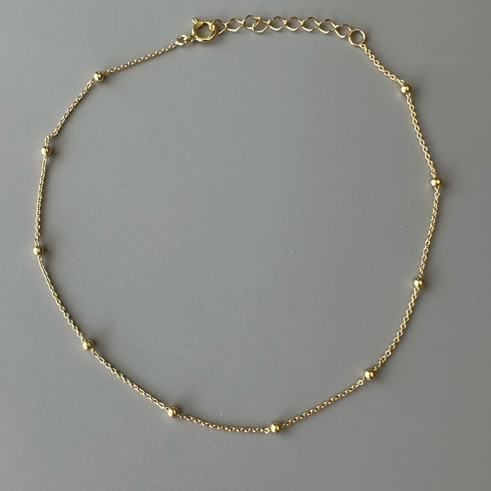 14k Gold Modern Ball Anklet - Picture 3 of 8